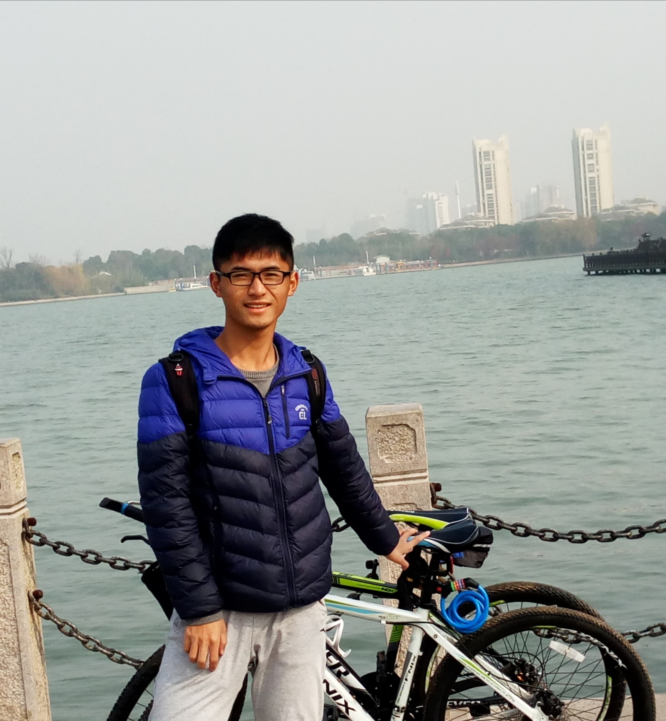 Jianguo Hu
